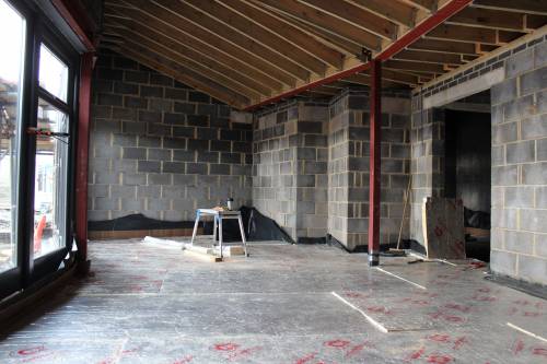Floor insulation in the living room