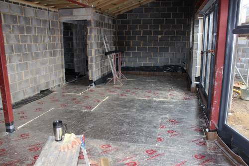 Floor insulation in the dining room / kitchen